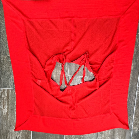 HYFVE Red Sleeveless Asymmetrical Camisole - Picture 8 of 10